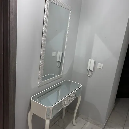 El Mundo Apartment *